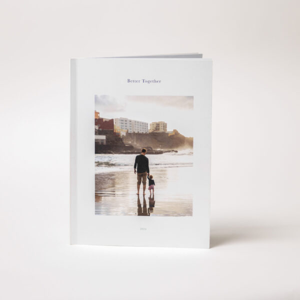 Magazine artisanal avec couverture souple personnalisé avec votre photo, fabriqué au Luxembourg